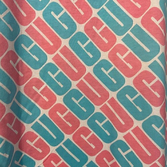 Original UGG Logo U Toni Pride Unisex Oversized  XLARGE Tee Pink/Blue Casual NWT - Picture 7 of 10